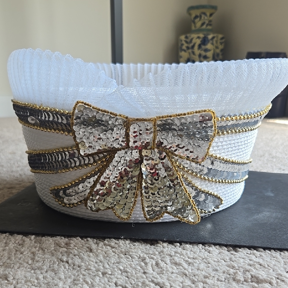 Vintage Deborah New York White Sequin Bow Woven Decorative Hat With String